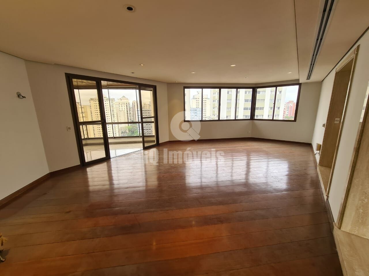Apartamento para Venda - CAMPO BELO