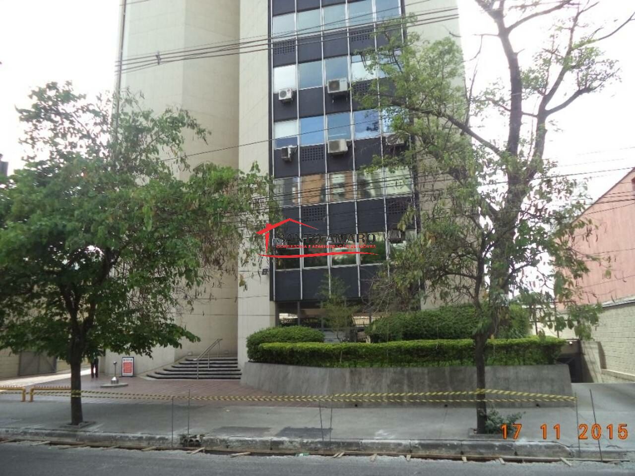 Conj. Comercial para Venda - CIDADE MONÇÕES