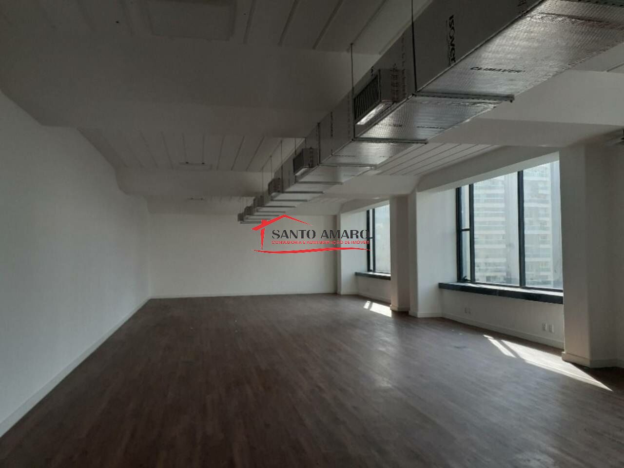 Conj. Comercial para Venda - CIDADE MONÇÕES