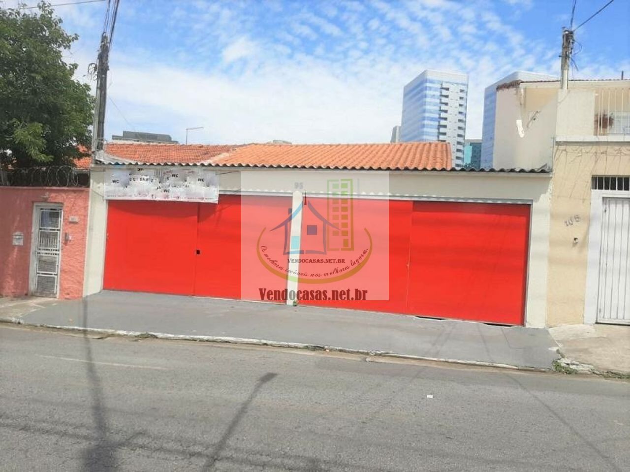 Sobrado para Venda - Cidade Monções