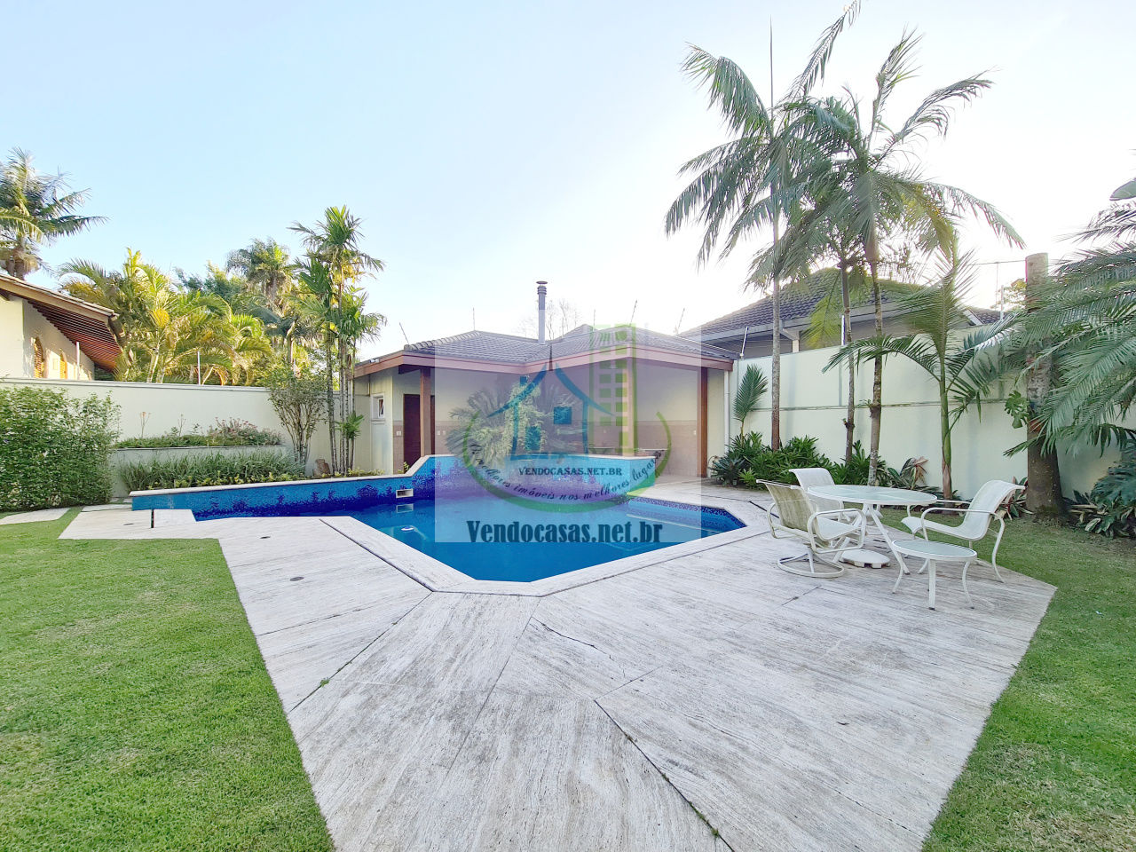 Casa Assobradada para Venda - Jardim dos Estados