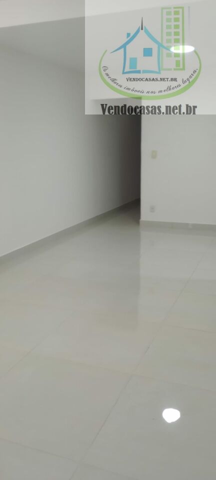 Casa Assobradada para Venda - Jardim Aeroporto