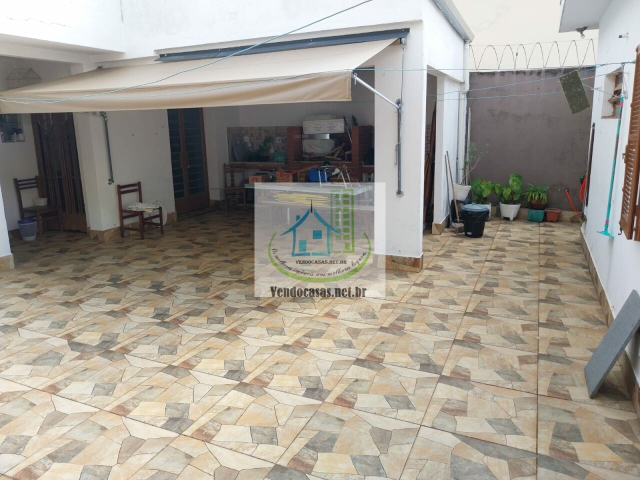 Casa Térrea para Venda - Vila Campo Grande