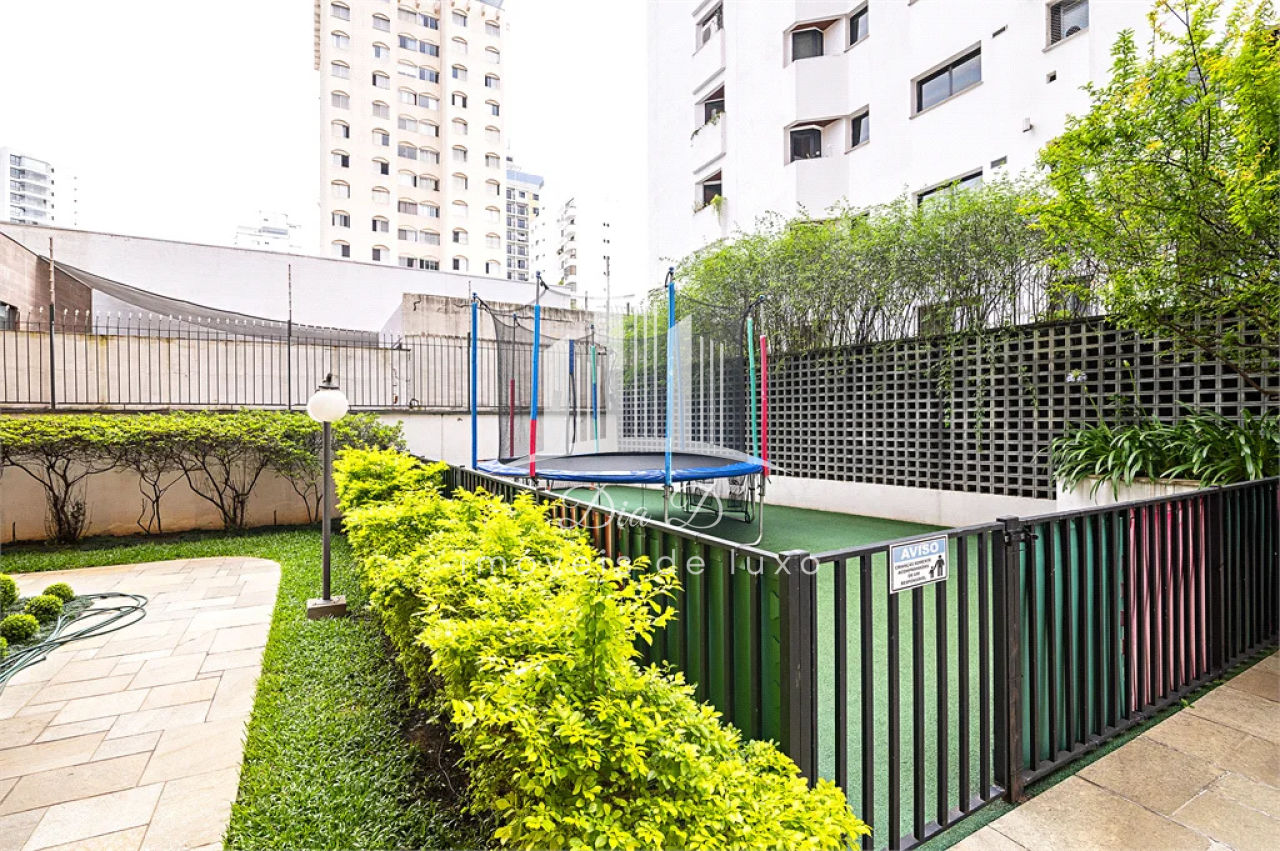Apartamento para Venda - Moema