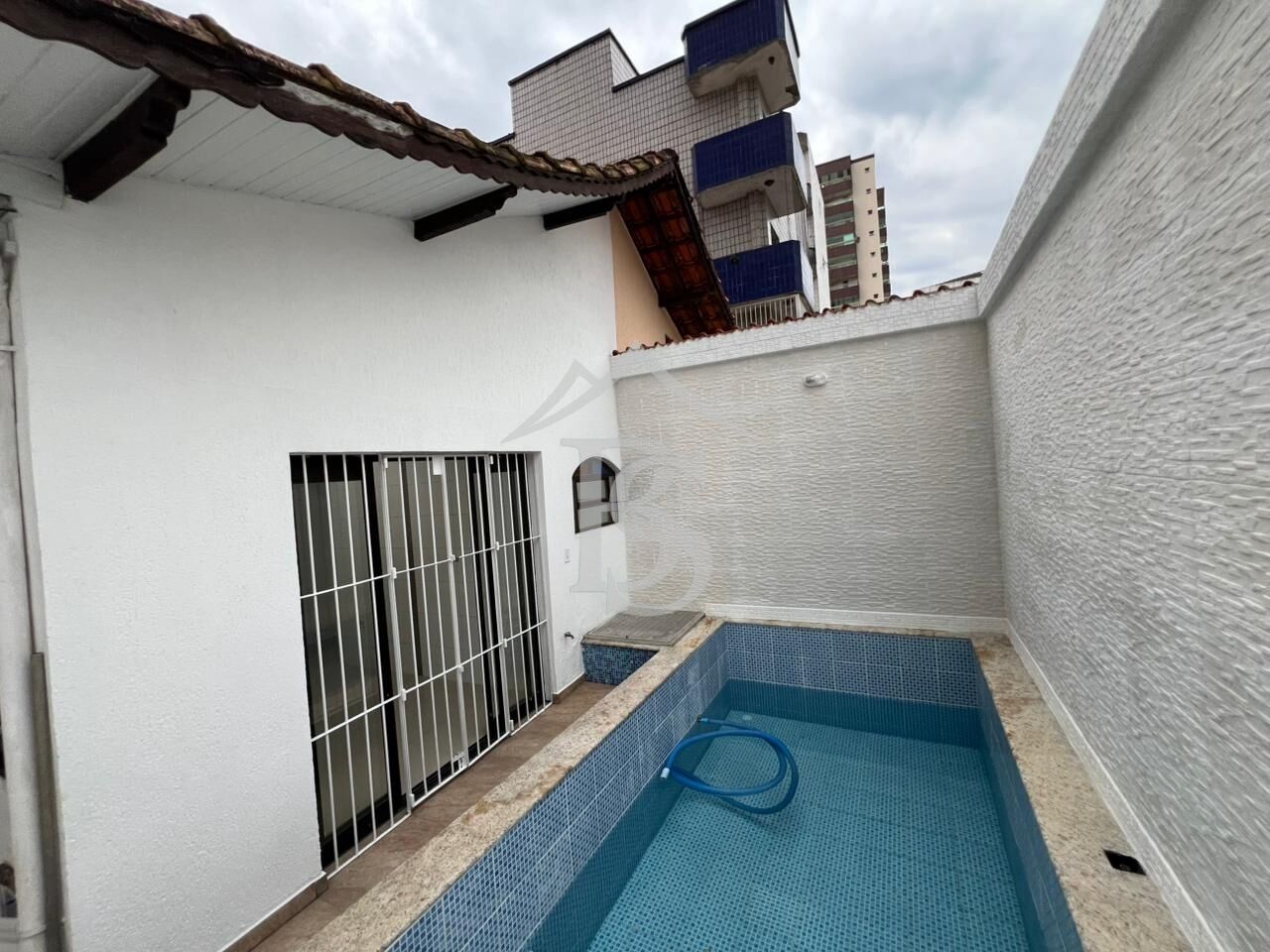 Casa Térrea para Venda - Tupi