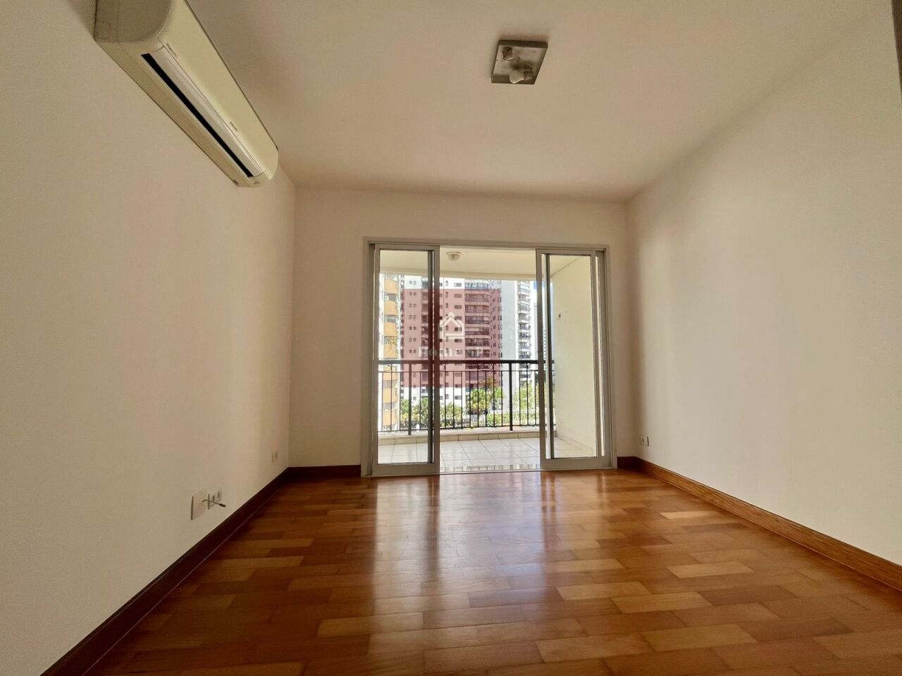 Apartamento para Locação - Moema