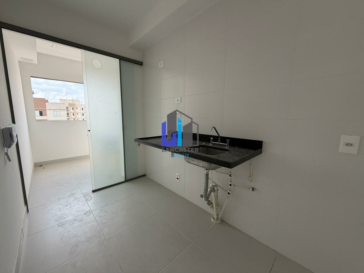 Foto 9 - LA1132