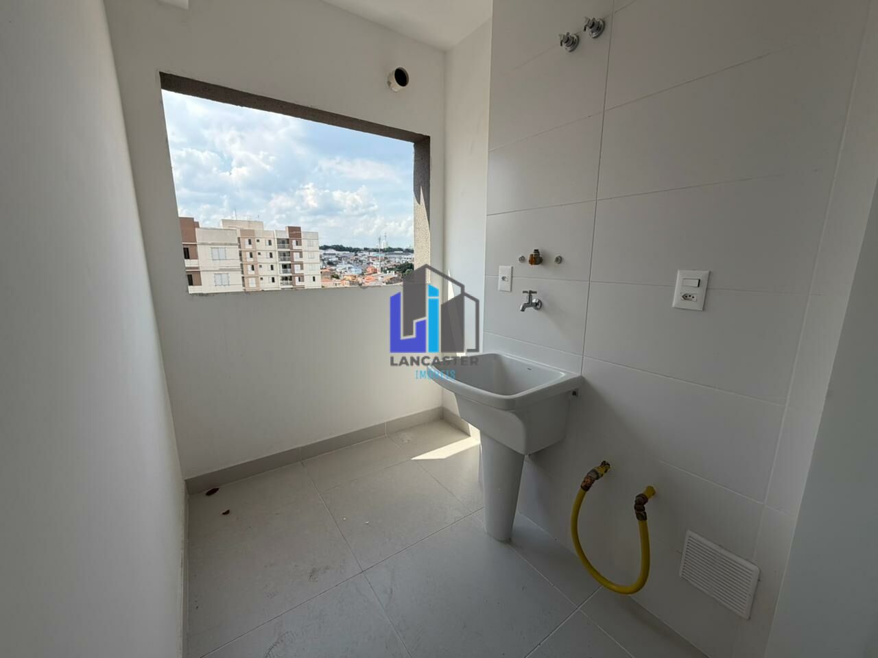 Foto 12 - LA1132