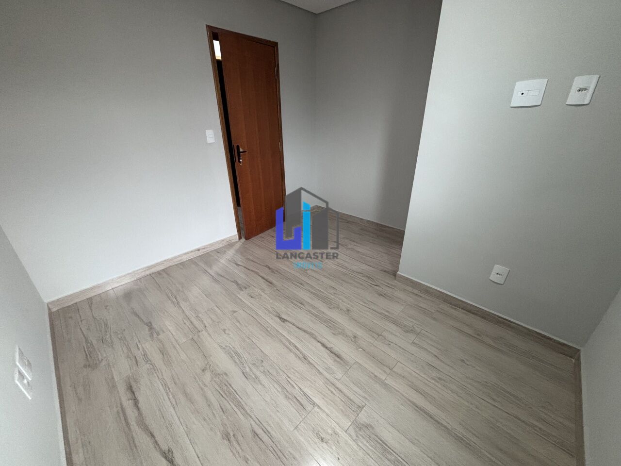 Foto 21 - LA1184