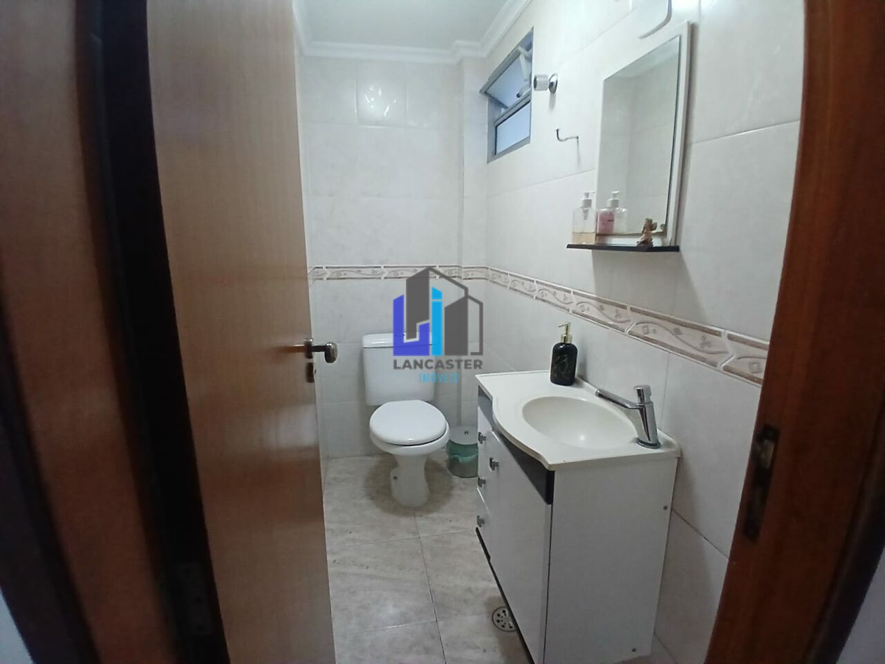 Foto 28 - LA1204