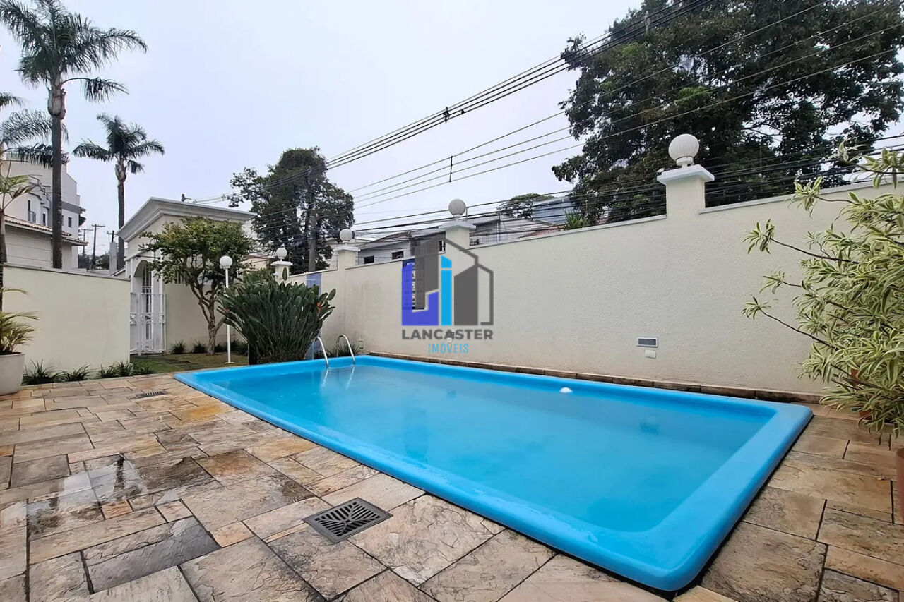 Piscina Condomínio