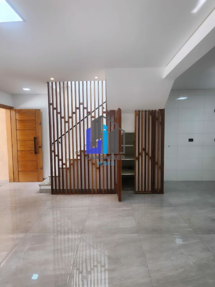 Foto 2 - LA1214