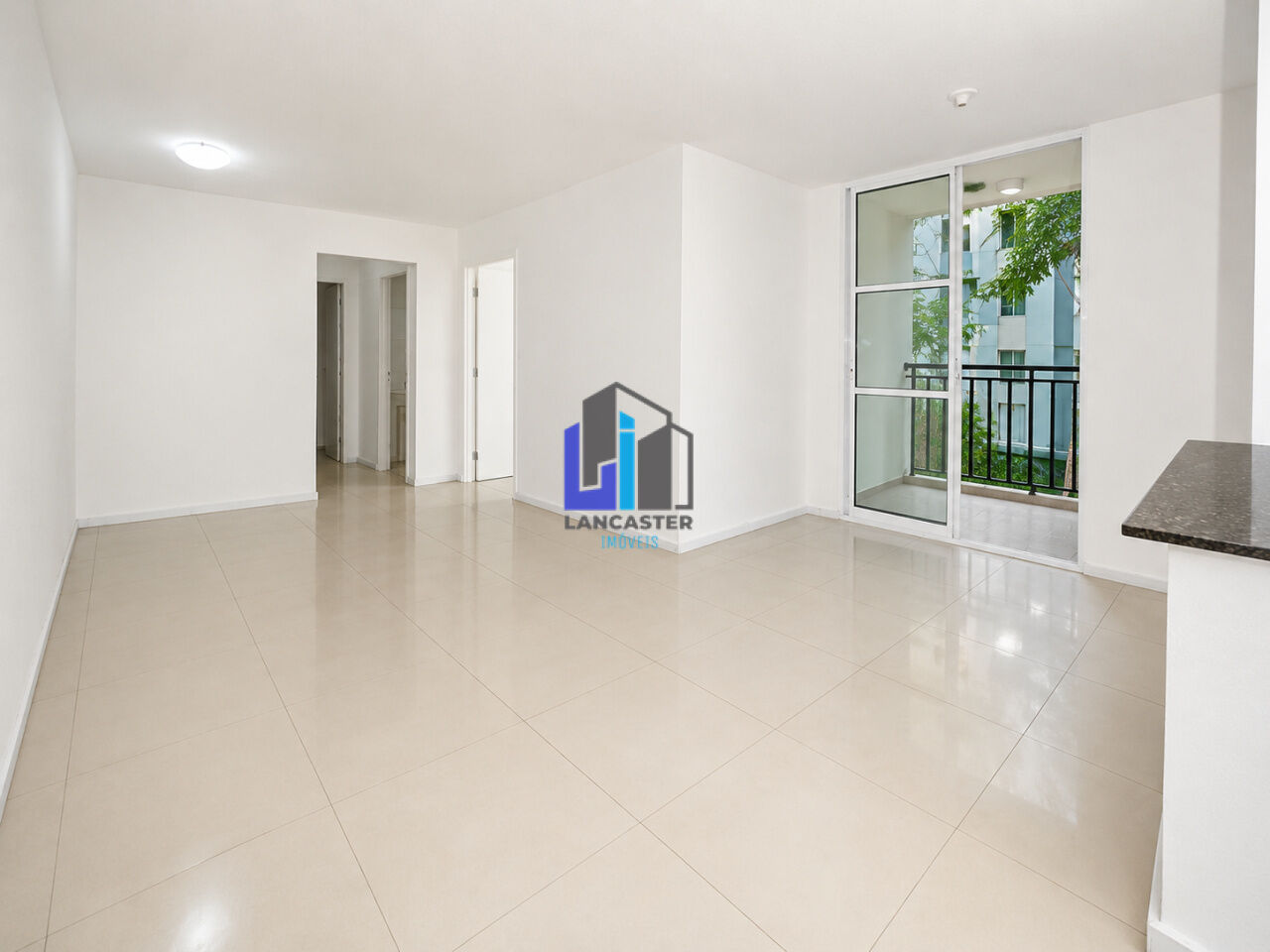Apartamento de 64m² | 2 Dormitórios (1 Suíte) | Varanda | 1 Vaga | Bairro Jardim - Santo André