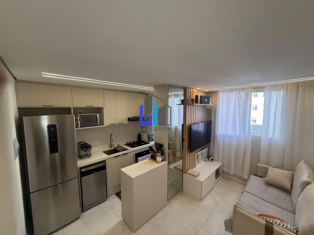 More no Bairro Jardim | Apartamento 2 Dormitórios | 19º Andar | Condomínio com Lazer
