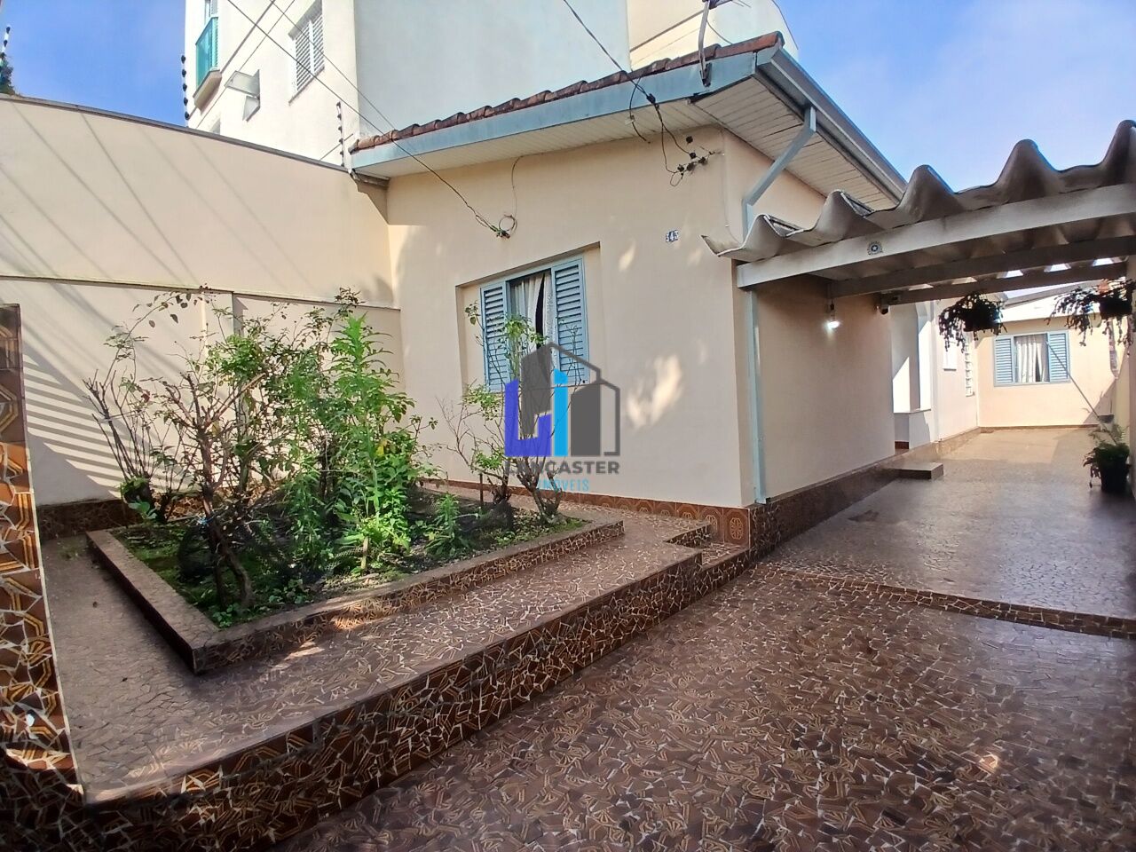 Casa Térrea para Locação | 1 Dormitório + Possibilidade de 2º | 3 Vagas | Jd Oriental - Santo André 