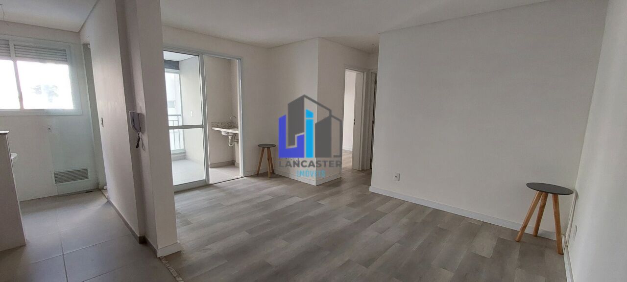 Apartamento com 2 dormitórios, 2 suítes, 2 vagas de garagem, no Jardim 