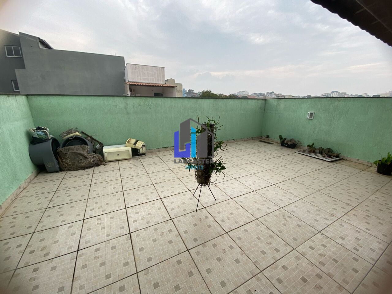 Foto 33 - LA1402
