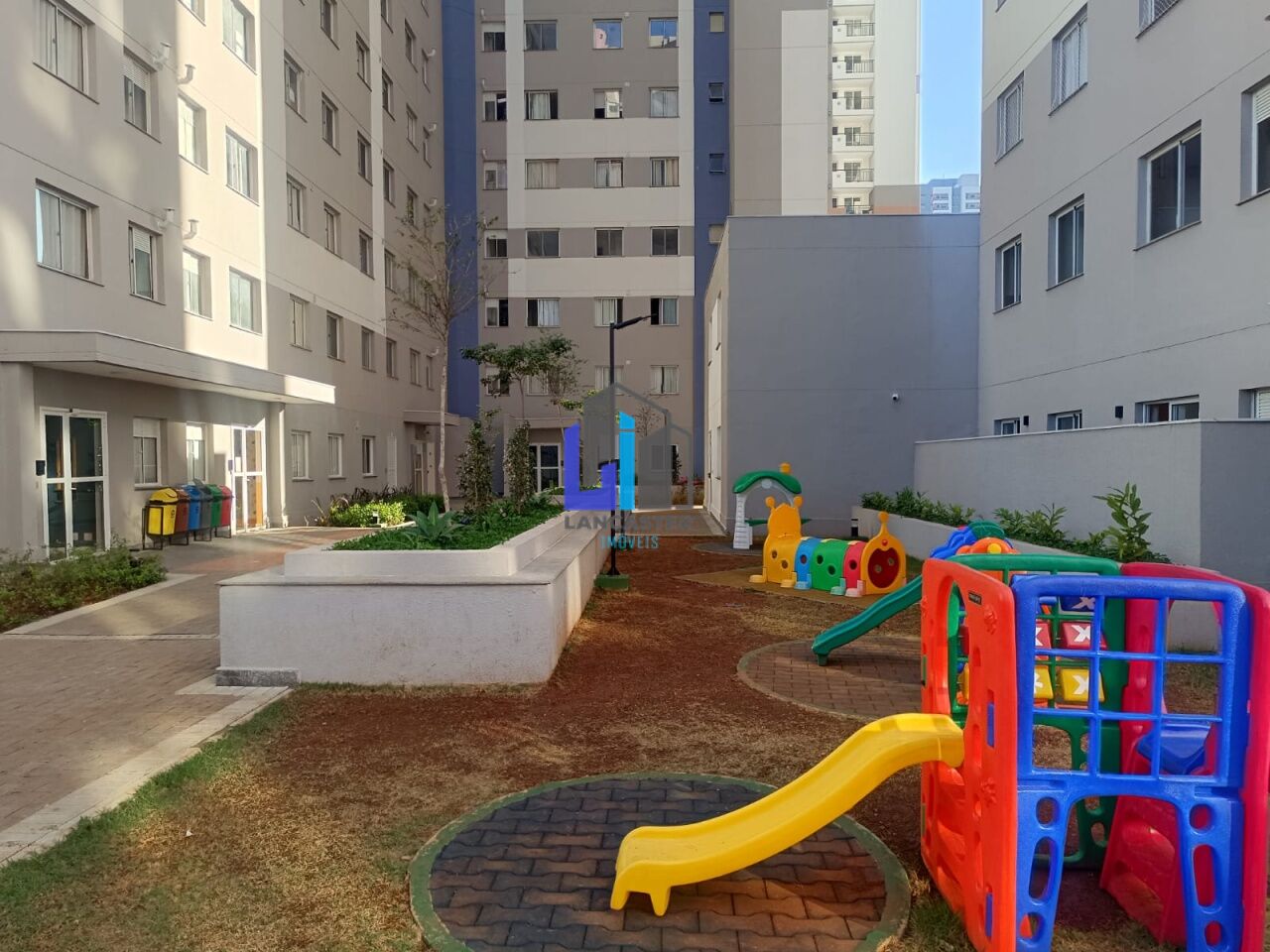 Foto 15 - LA1423
