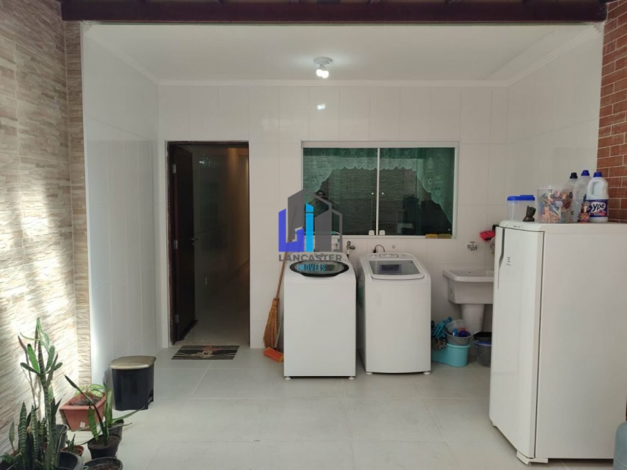 Foto 27 - LA229