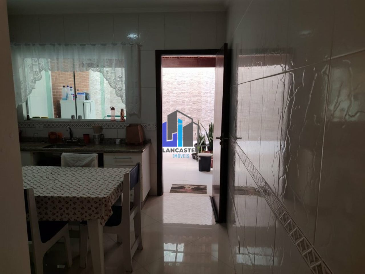 Foto 44 - LA229