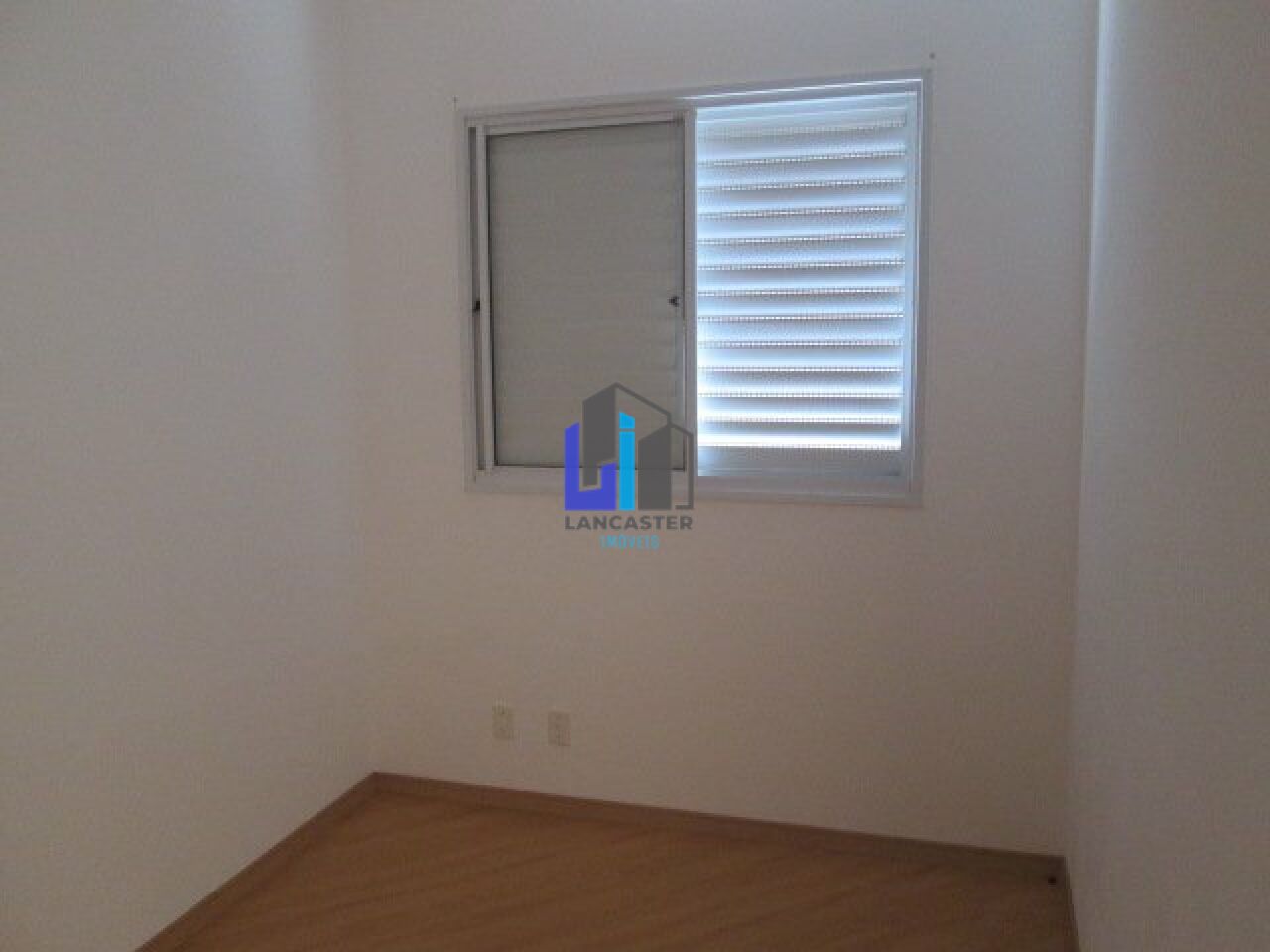 Foto 17 - LA468