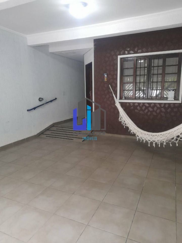 Sobrado à Venda no Jardim Pedroso 