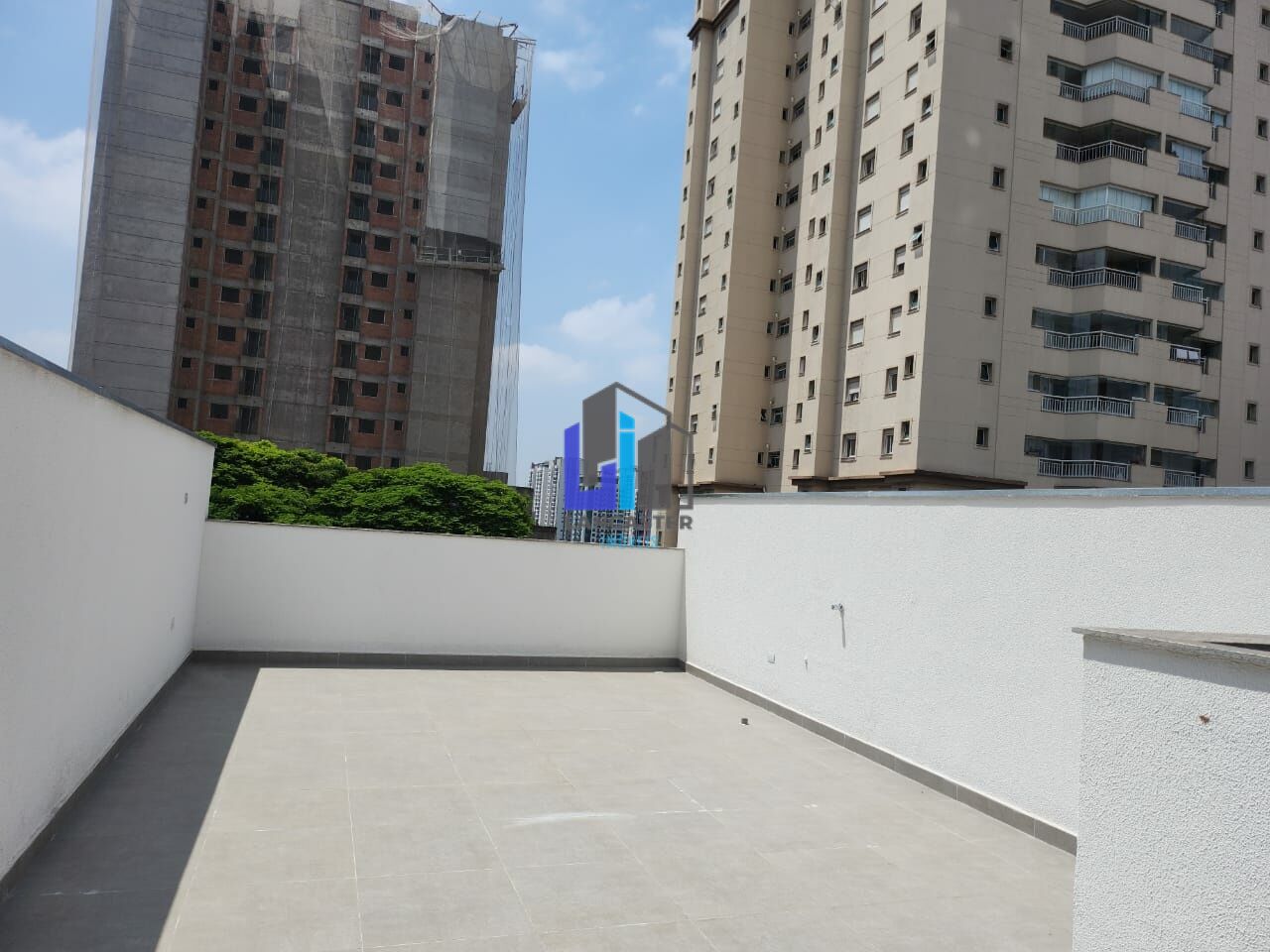 Foto 2 - LA583