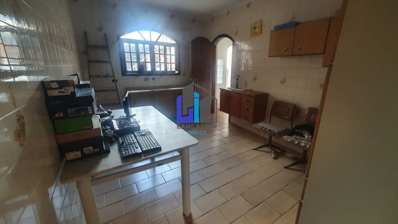 Foto 11 - LA605