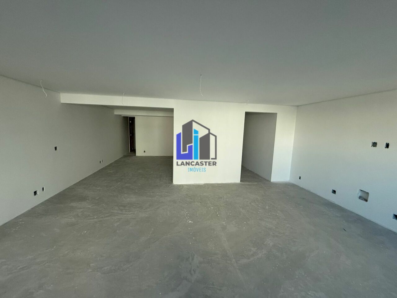 Foto 2 - LA636