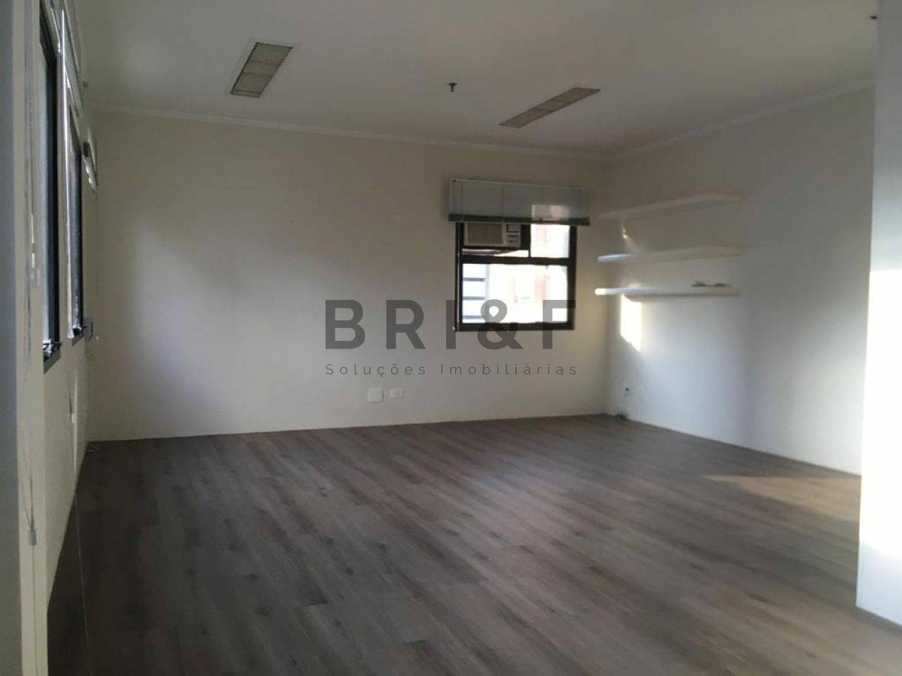Conj. Comercial para Venda - Vila Nova Conceição