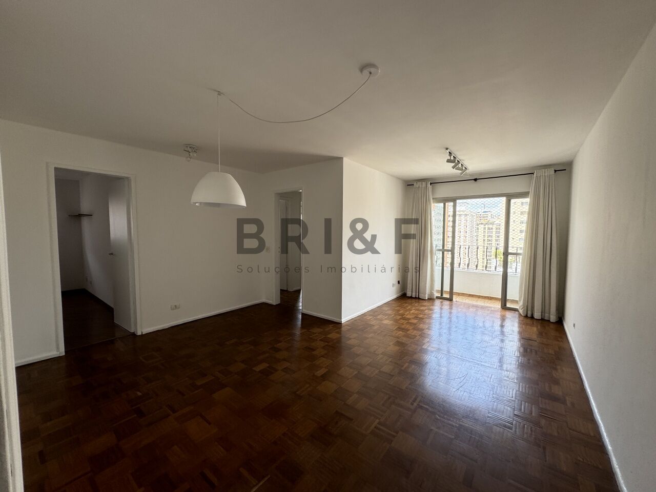 Apartamento para Venda - Moema