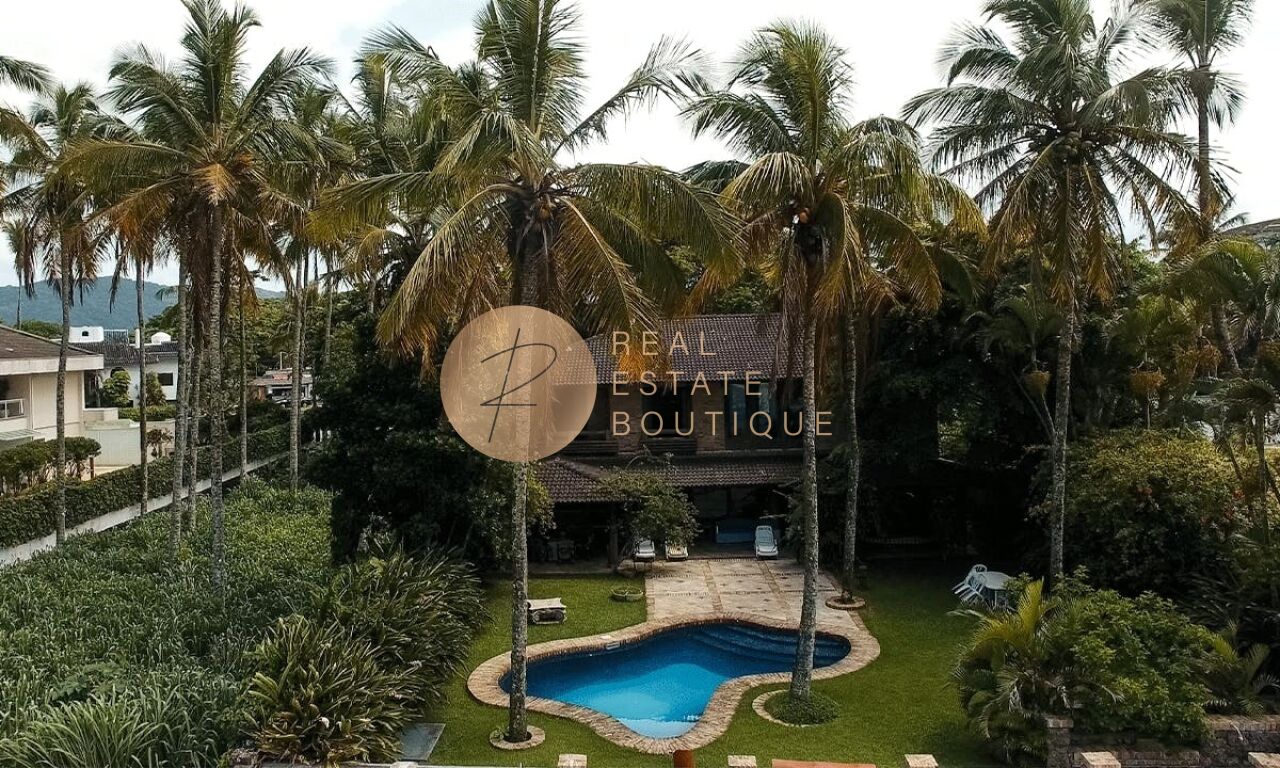 Casa Alto Padrão para Venda - Balneário Praia do Pernambuco
