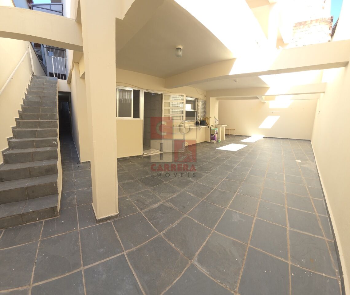 Casa Assobradada para Locação - Vila Pereira Cerca