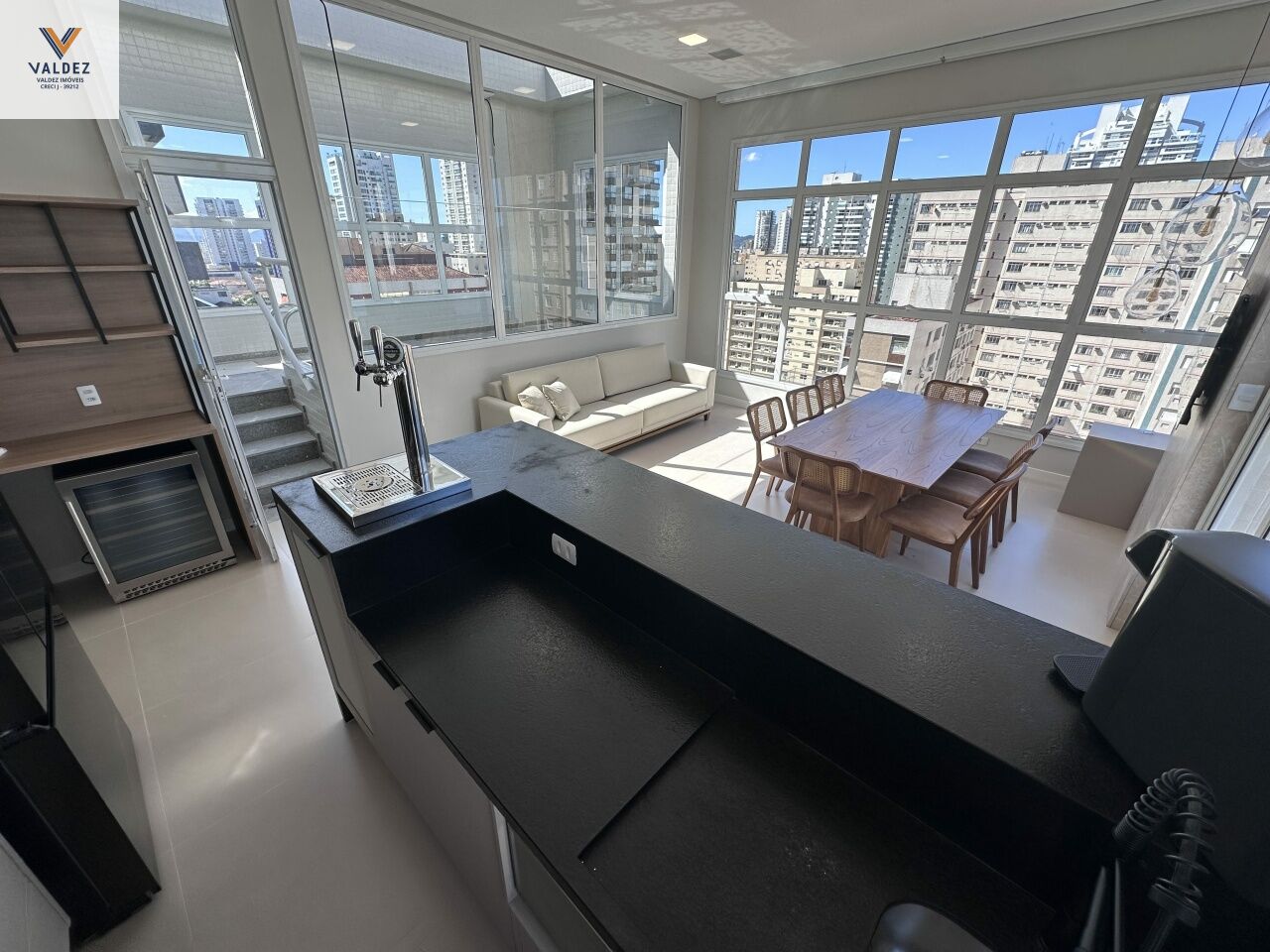 Apartamento para Venda - Embaré