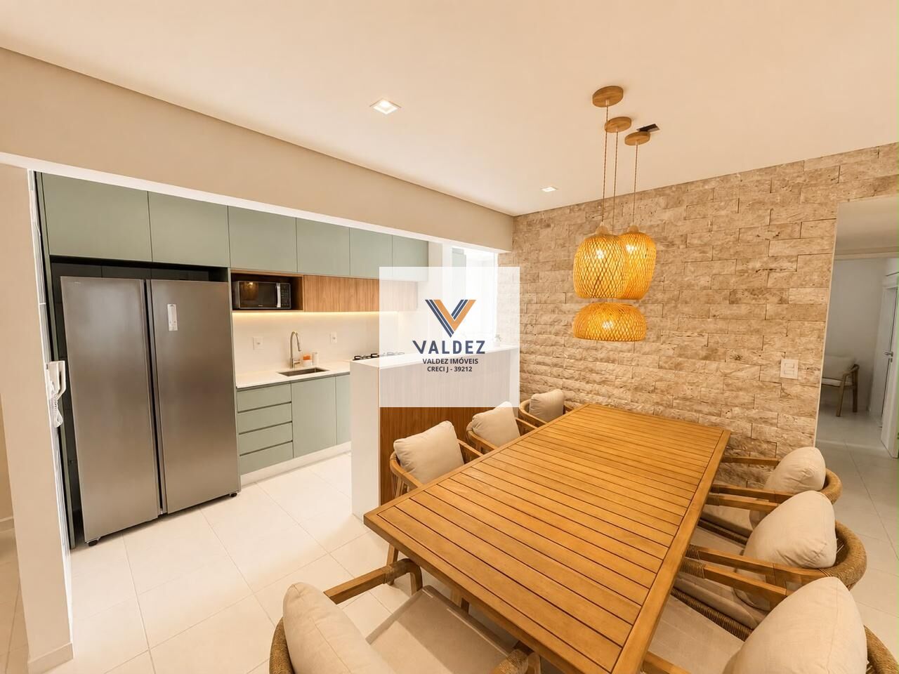 Casa Assobradada para Venda - Centro