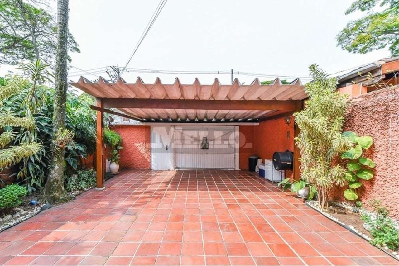 Sobrado para Venda - Indianópolis