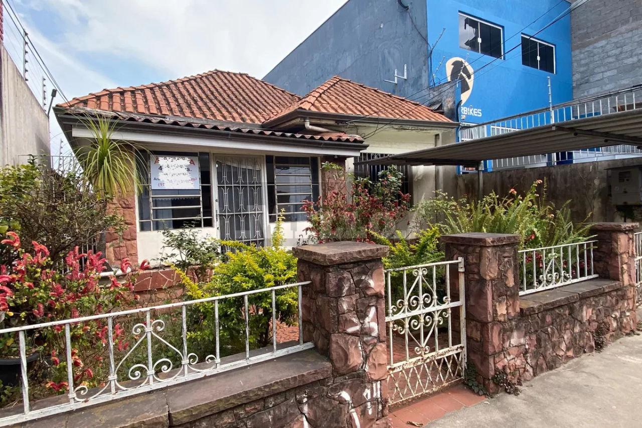 Casa Térrea para Venda - Mirandópolis