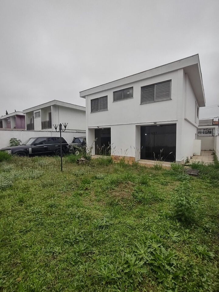 Casa, 3 quartos, 194 m² - Foto 2