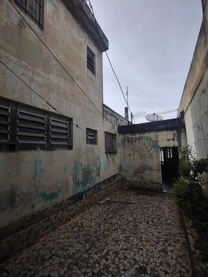 Casa, 5 quartos, 180 m² - Foto 8