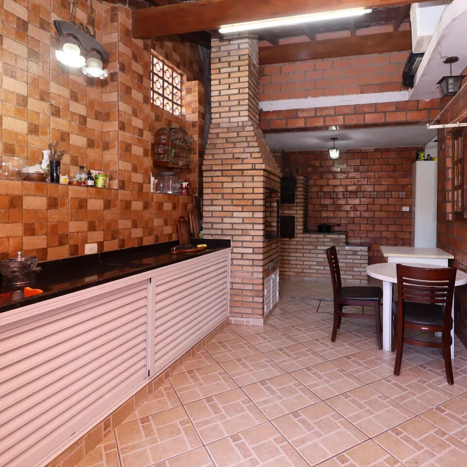 Casa, 3 quartos, 147 m² - Foto 2