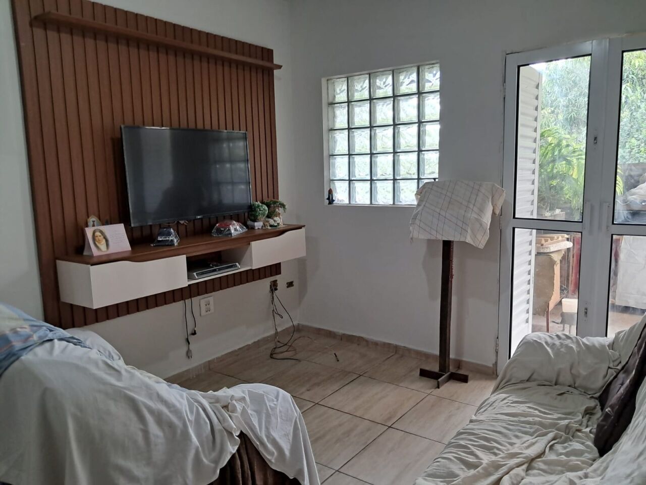 Chácara, 3 quartos, 1002 m² - Foto 1