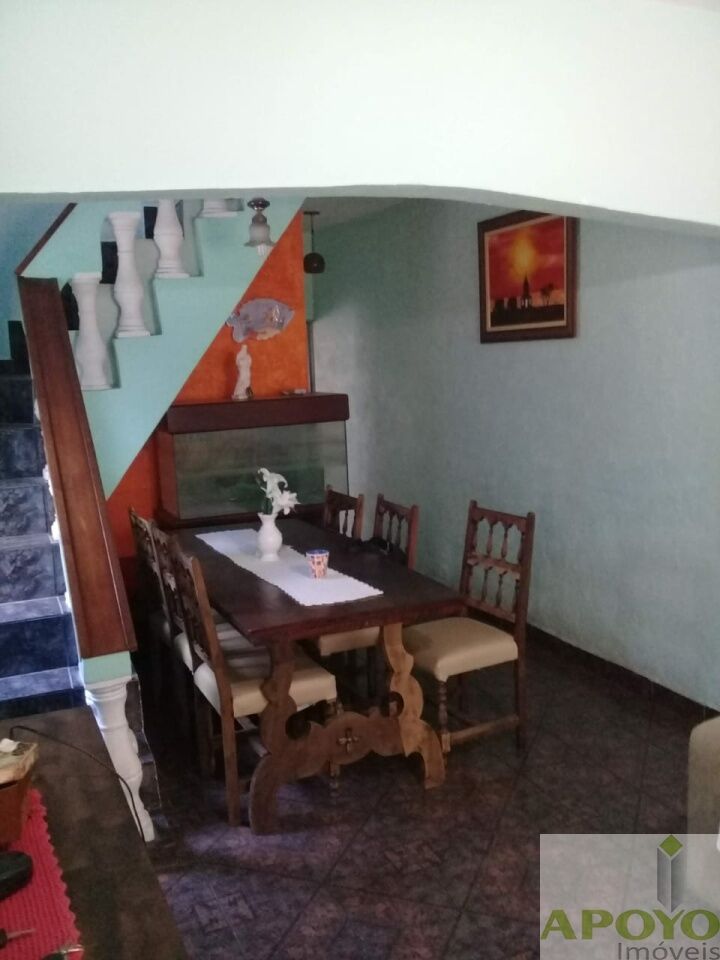Casa, 3 quartos, 145 m² - Foto 2