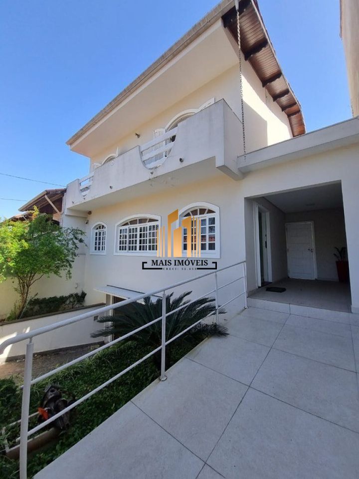 Sobrado para Venda - Jardim Maia