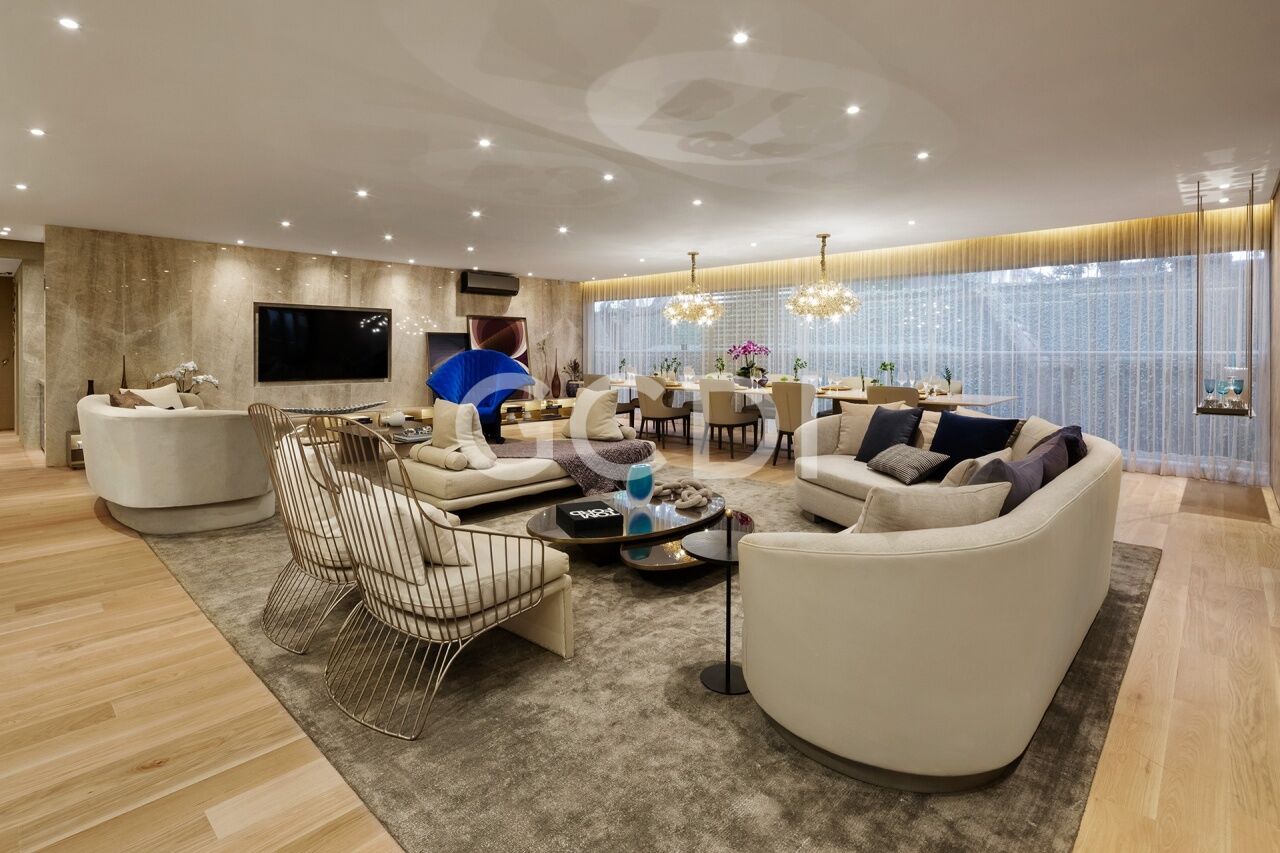 Apartamento Alto Padrão para Venda - Moema