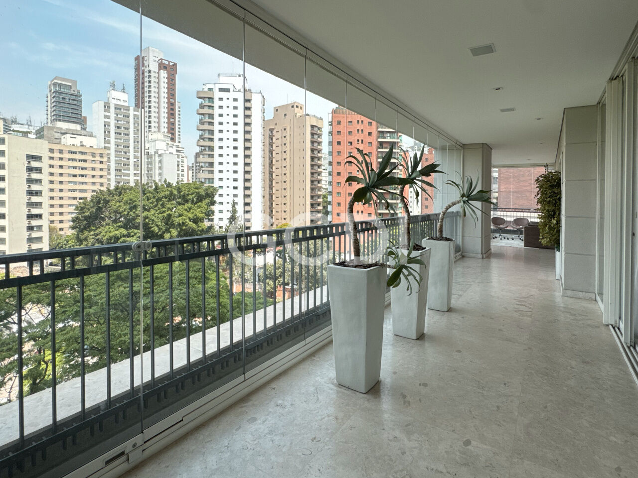 Apartamento Alto Padrão para Venda - Moema