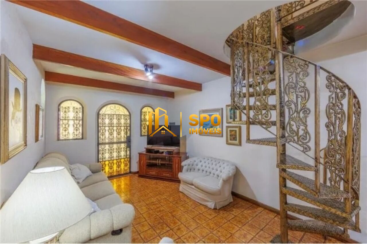 Casa Assobradada para Venda - Jardim Aeroporto