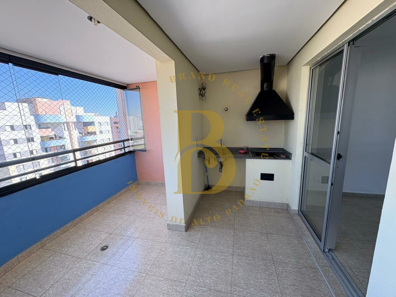Foto 5 - BR10021