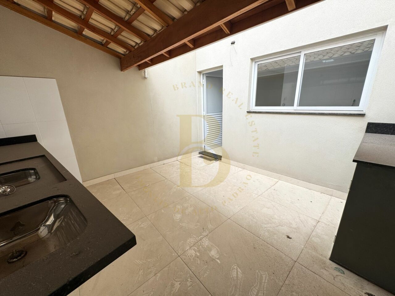Foto 10 - BR10142