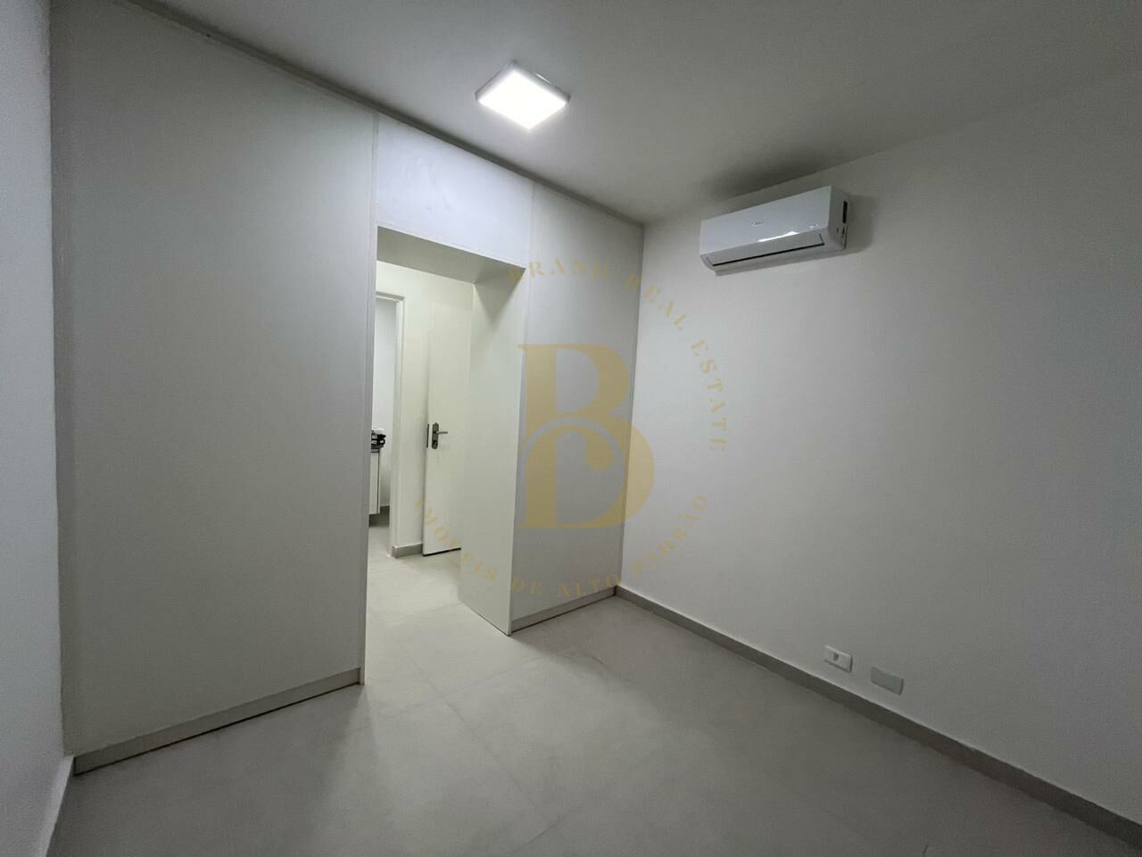 Foto 4 - BR10517