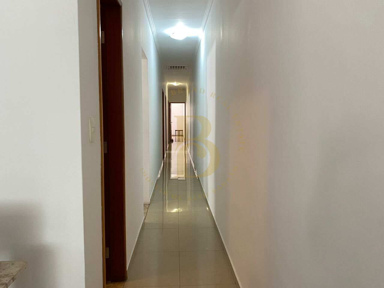 Foto 5 - BR10593